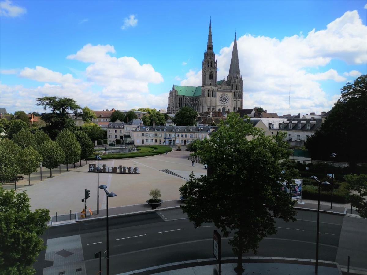 Le Boeuf Couronne - Hotel & Restaurant Chartres- Logis Hotels 외부 사진