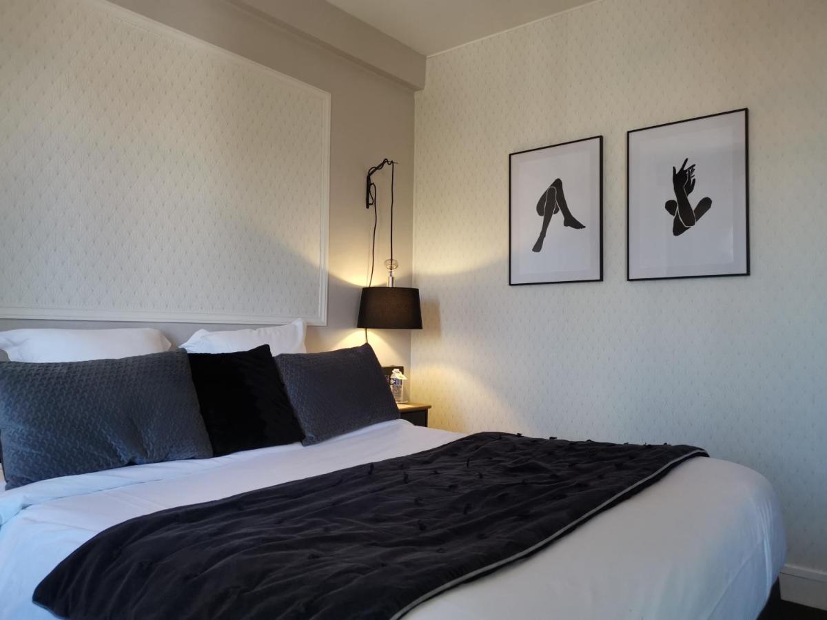 Le Boeuf Couronne - Hotel & Restaurant Chartres- Logis Hotels 외부 사진