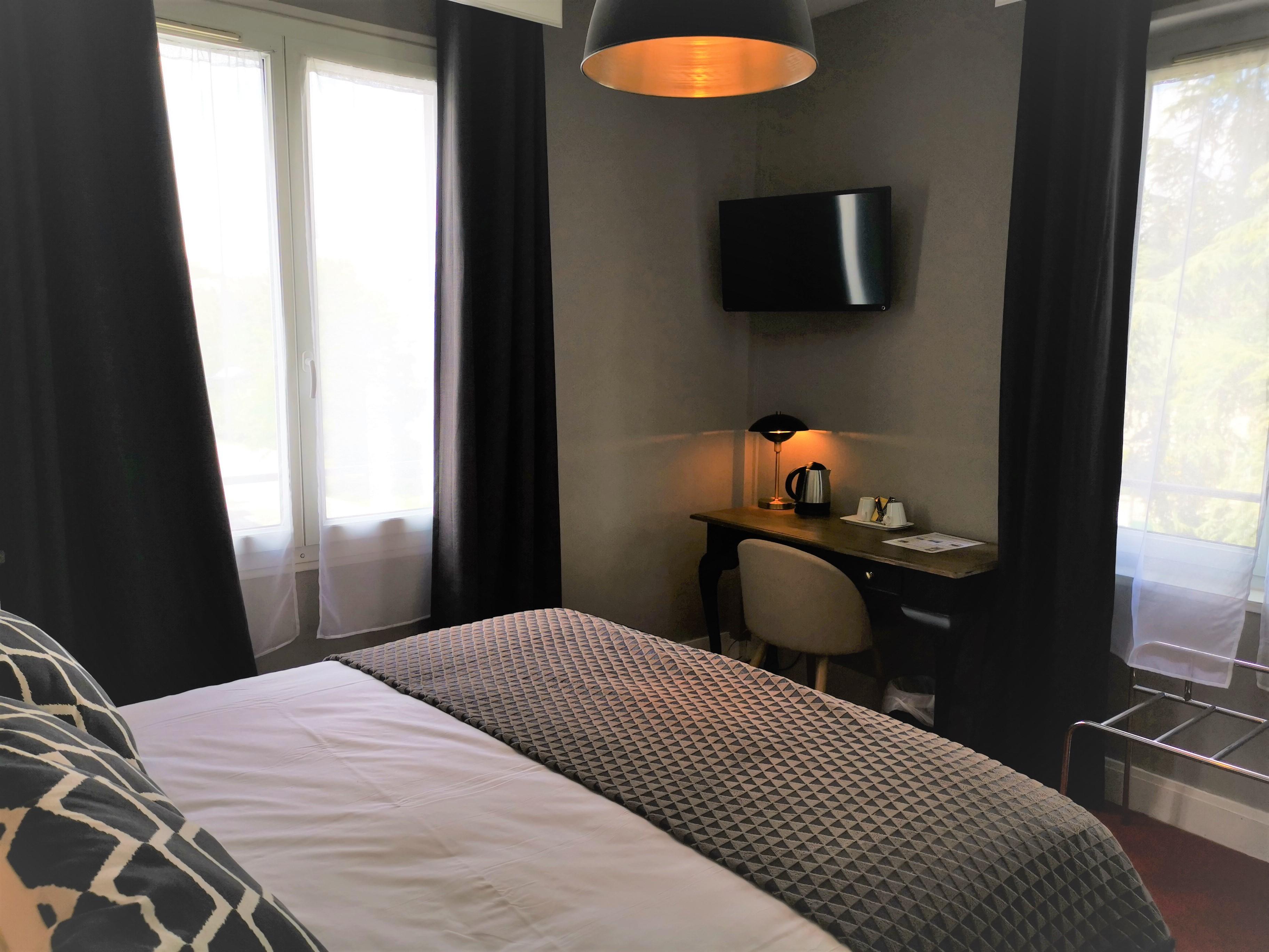 Le Boeuf Couronne - Hotel & Restaurant Chartres- Logis Hotels 외부 사진