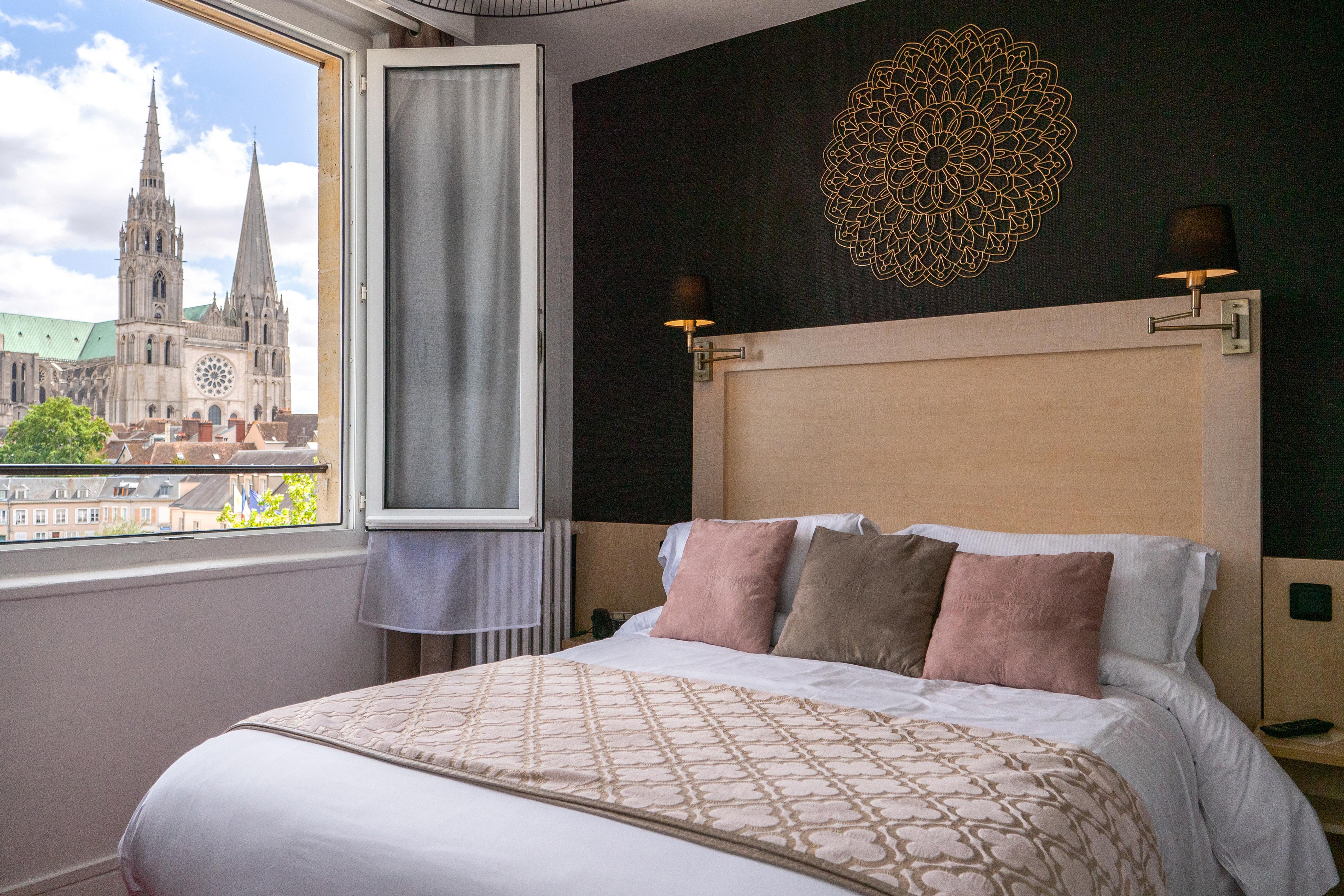 Le Boeuf Couronne - Hotel & Restaurant Chartres- Logis Hotels 외부 사진
